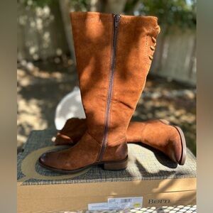 Brand new Born Hayden boots